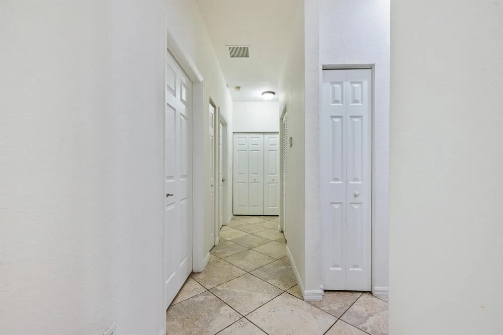 9143 Whistable Walk Tamarac, FL 33321