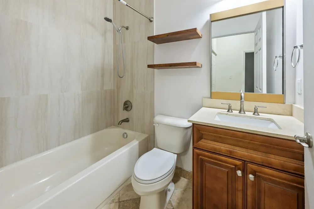 9143 Whistable Walk Tamarac, FL 33321
