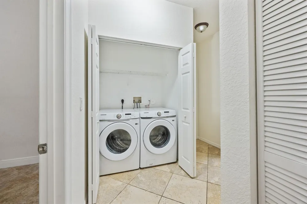 9143 Whistable Walk Tamarac, FL 33321