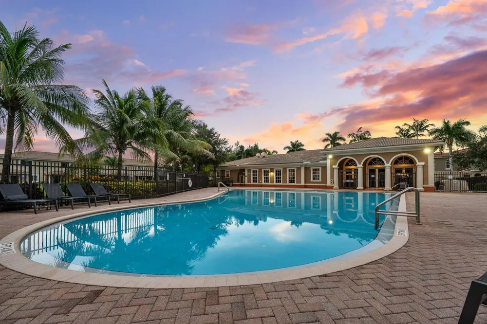 9143 Whistable Walk Tamarac, FL 33321