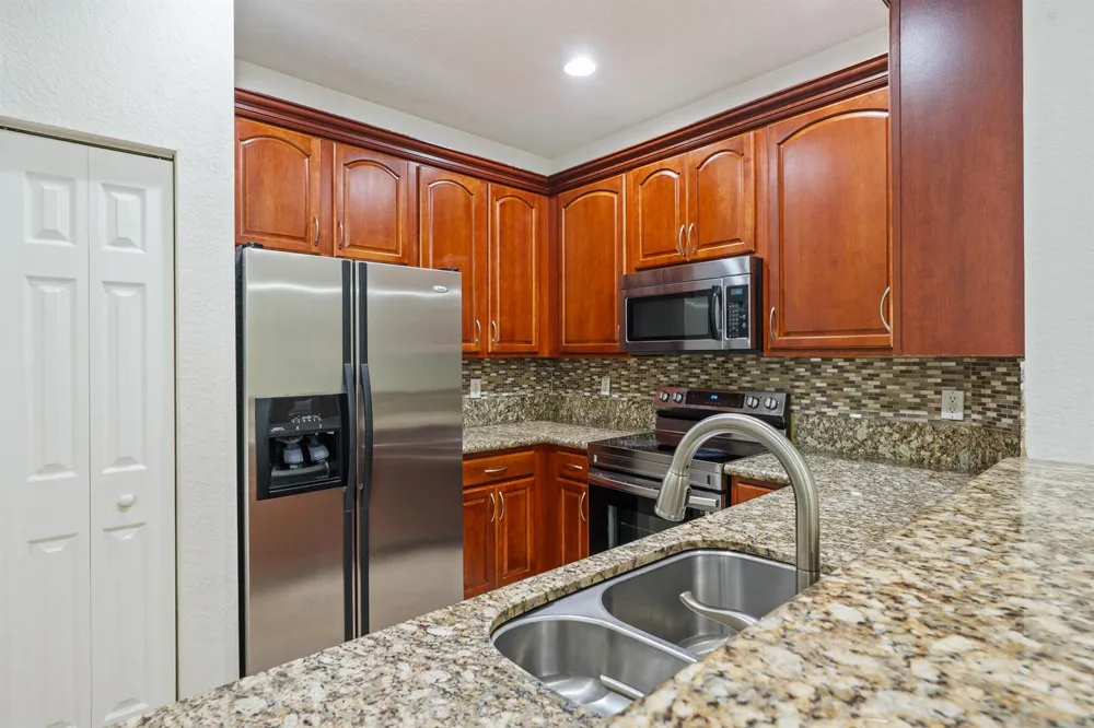 9143 Whistable Walk Tamarac, FL 33321