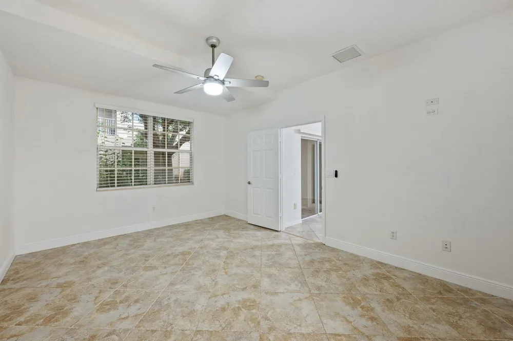 9143 Whistable Walk Tamarac, FL 33321
