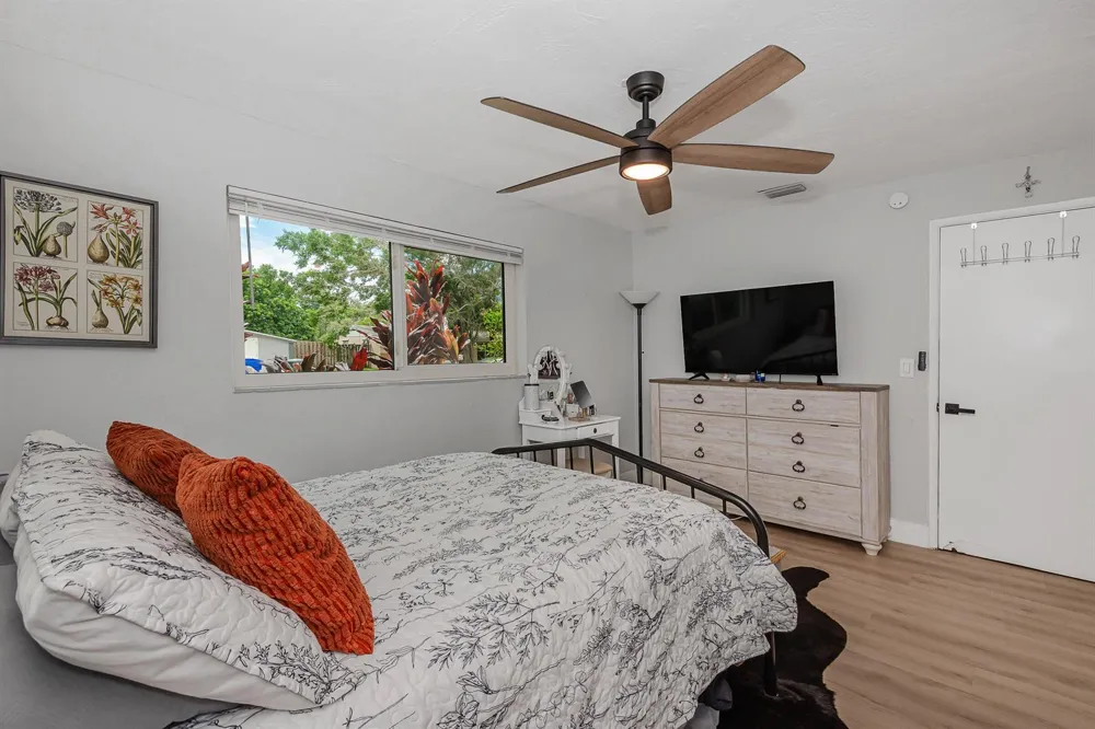 5631 FREEDOM STREET Hollywood, FL 33021