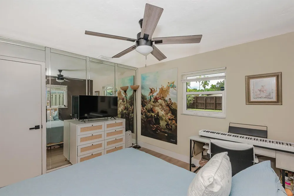 5631 FREEDOM STREET Hollywood, FL 33021