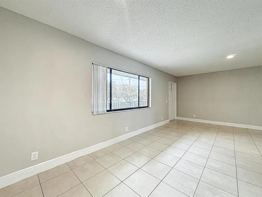 719 MEADOWS CIRCLE Boynton Beach, FL 33436