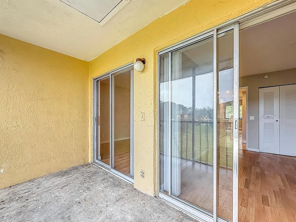 719 MEADOWS CIRCLE Boynton Beach, FL 33436