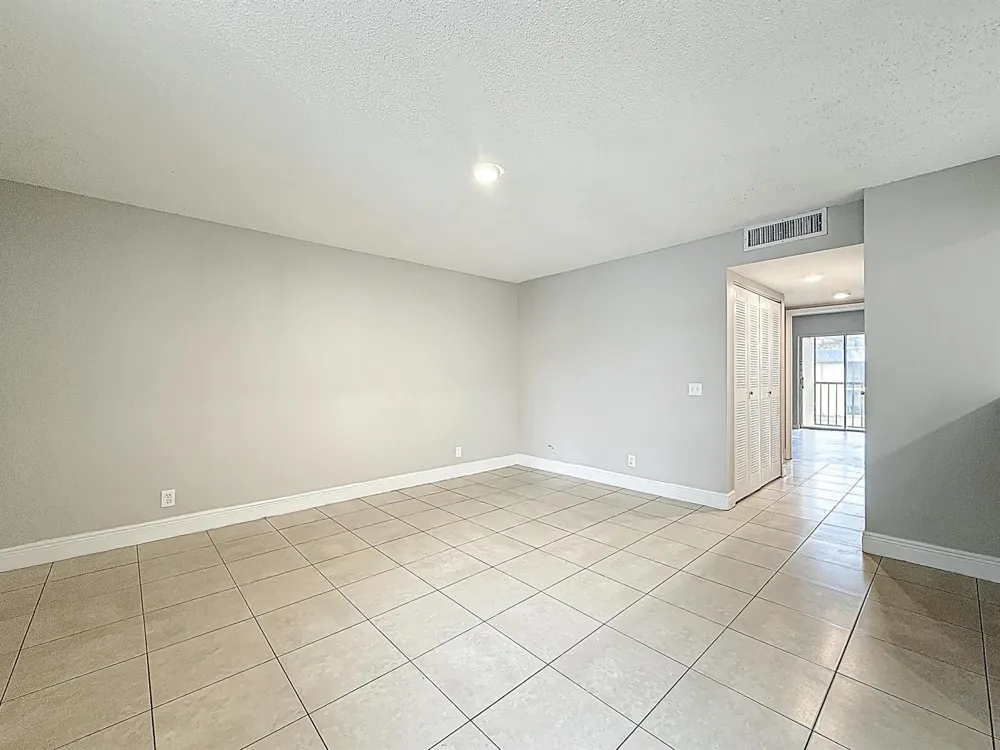 719 MEADOWS CIRCLE Boynton Beach, FL 33436
