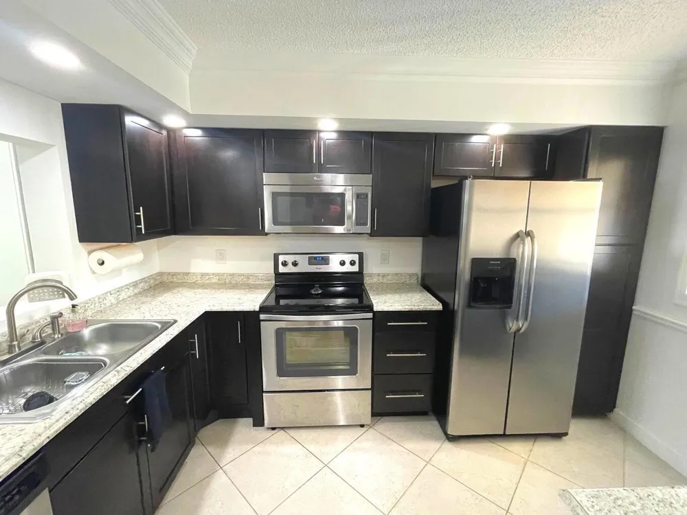 2805 SW 22ND AVENUE #2070 Delray Beach, FL 33445