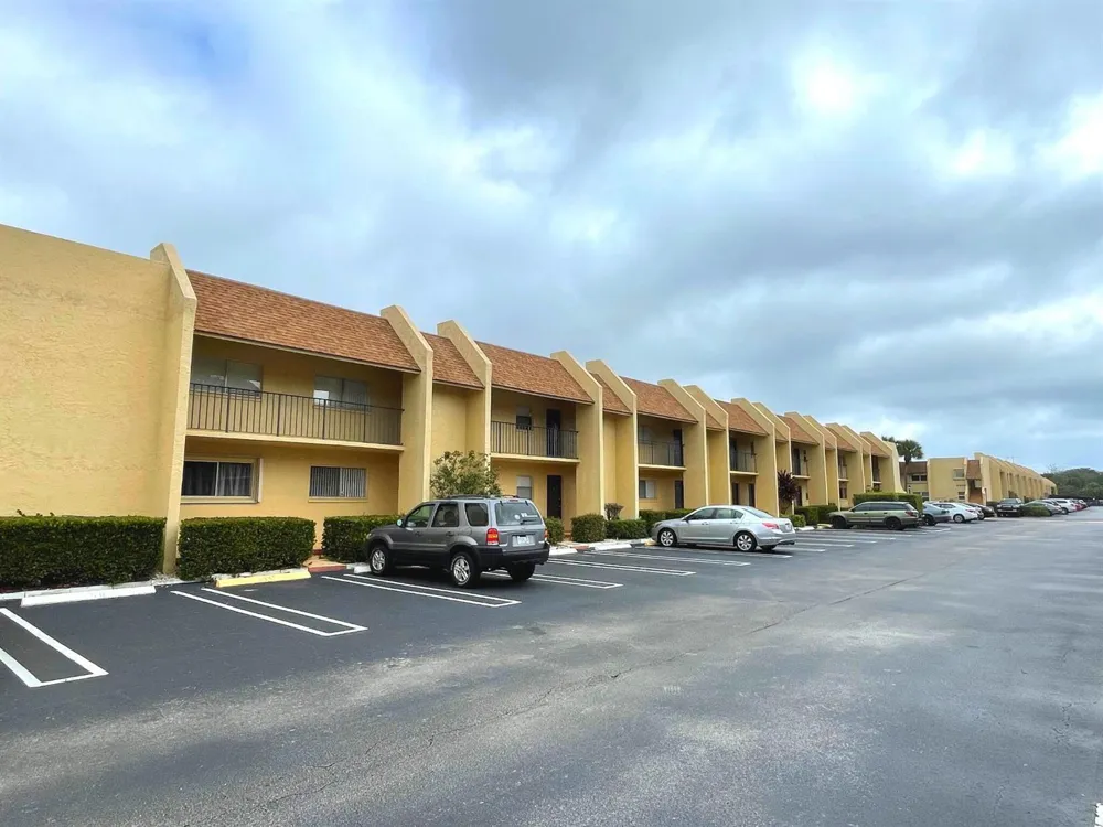 2805 SW 22ND AVENUE #2070 Delray Beach, FL 33445
