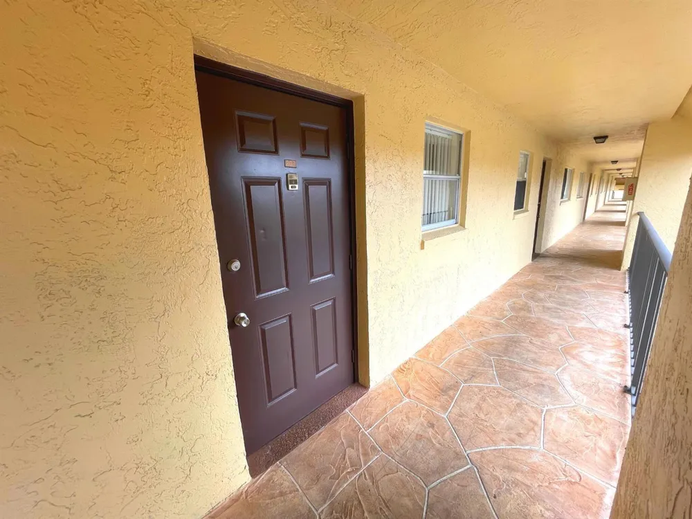2805 SW 22ND AVENUE #2070 Delray Beach, FL 33445