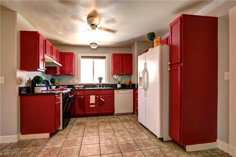 9324 Dancing Daffodil Avenue Las Vegas, NV 89129