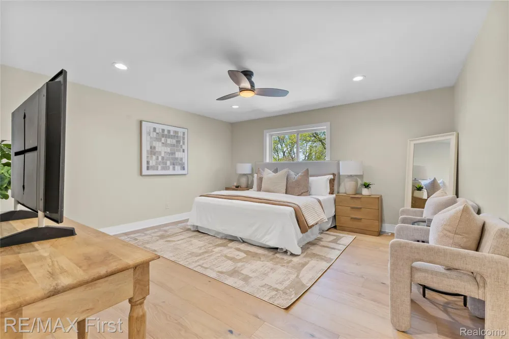 700 Devillen Avenue Royal Oak City, MI 48073