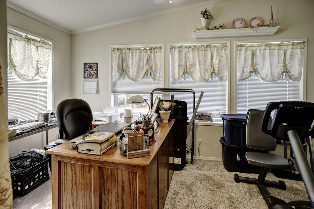123 Split Oak Road Smithville, TX 78957