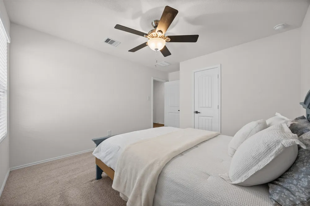 325 Granary Drive Uhland, TX 78640