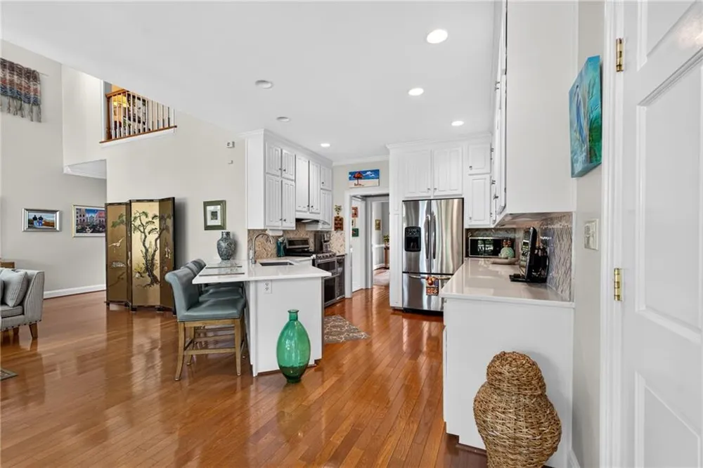 12190 Brookfield Club Drive Roswell, GA 30075
