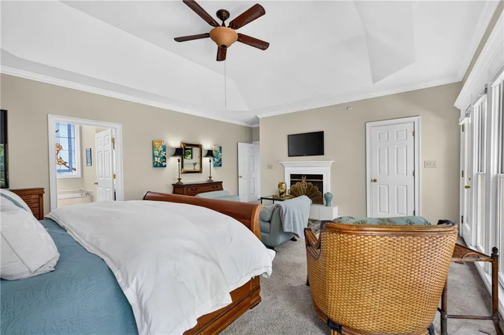 12190 Brookfield Club Drive Roswell, GA 30075