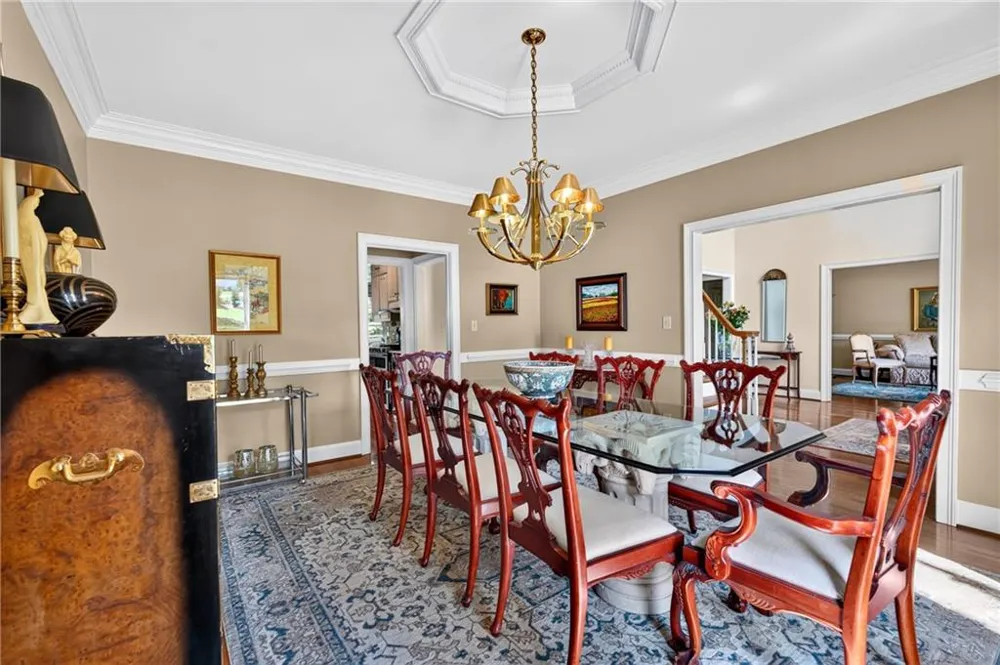 12190 Brookfield Club Drive Roswell, GA 30075