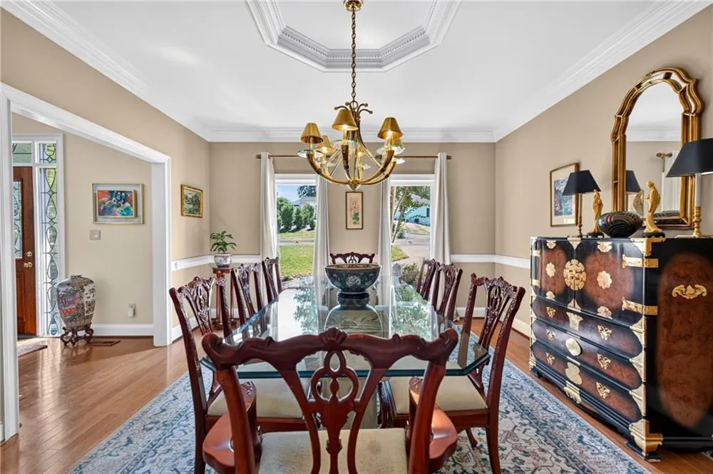 12190 Brookfield Club Drive Roswell, GA 30075