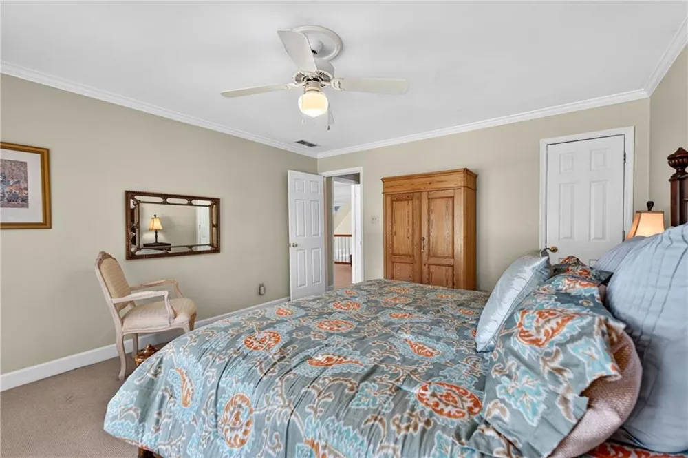 12190 Brookfield Club Drive Roswell, GA 30075