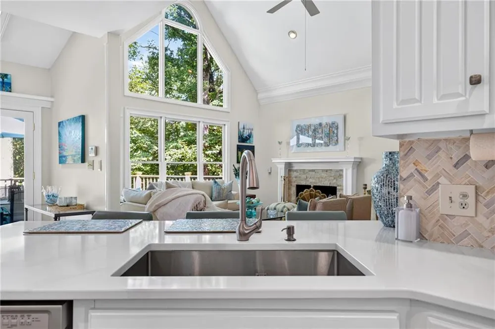 12190 Brookfield Club Drive Roswell, GA 30075
