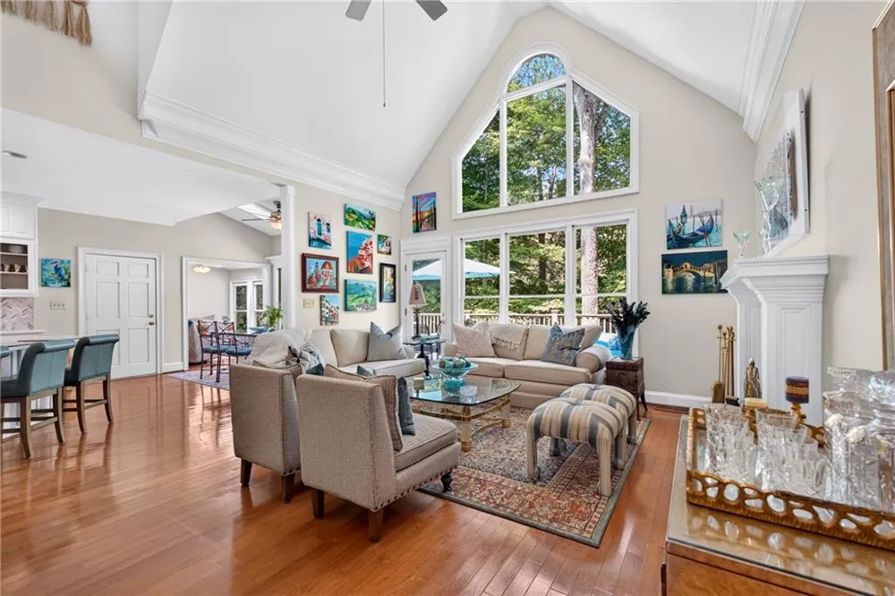 12190 Brookfield Club Drive Roswell, GA 30075