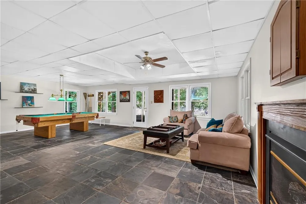 12190 Brookfield Club Drive Roswell, GA 30075