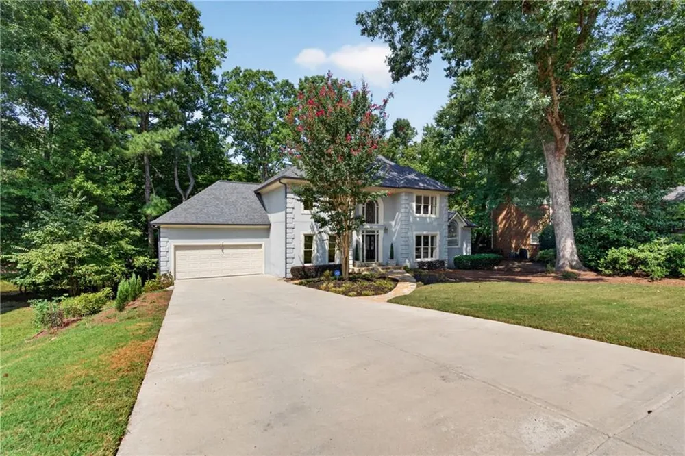 12190 Brookfield Club Drive Roswell, GA 30075
