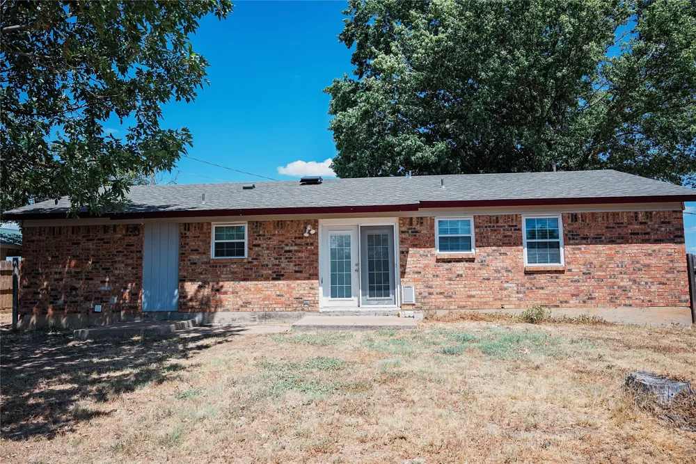 1102 Conner Eastland, TX 76448