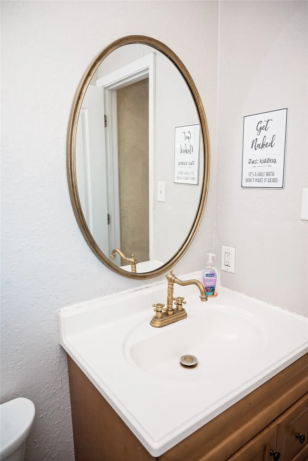 1102 Conner Eastland, TX 76448