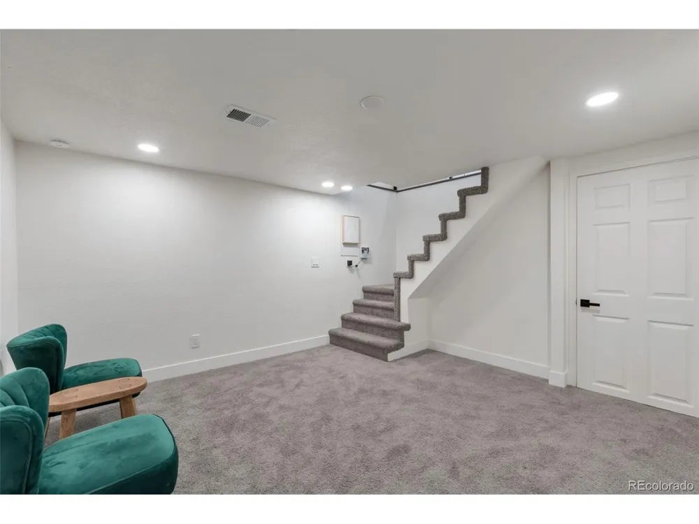 3715 Jackson Street Denver, CO 80205