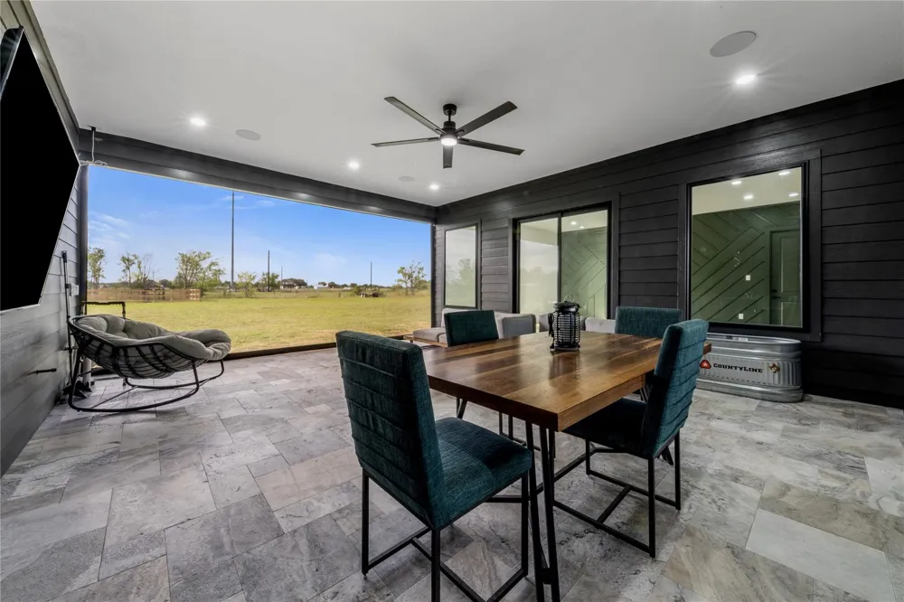 5119 Sophie Slanksy Way Sealy, TX 77474