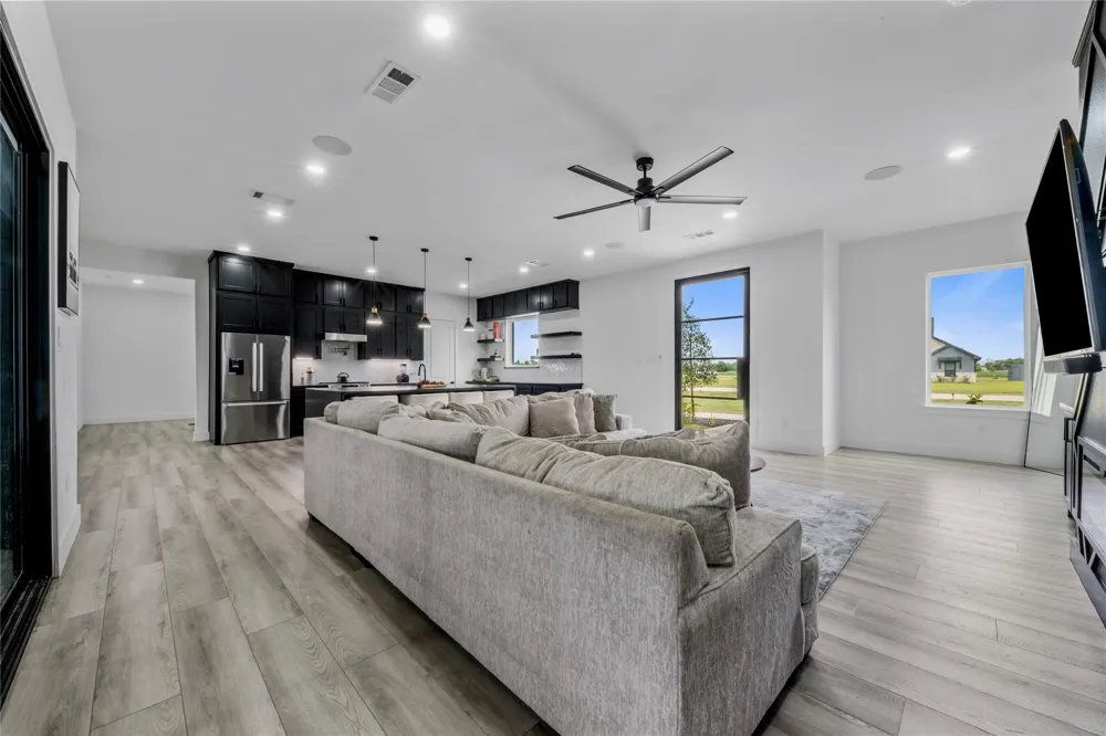 5119 Sophie Slanksy Way Sealy, TX 77474