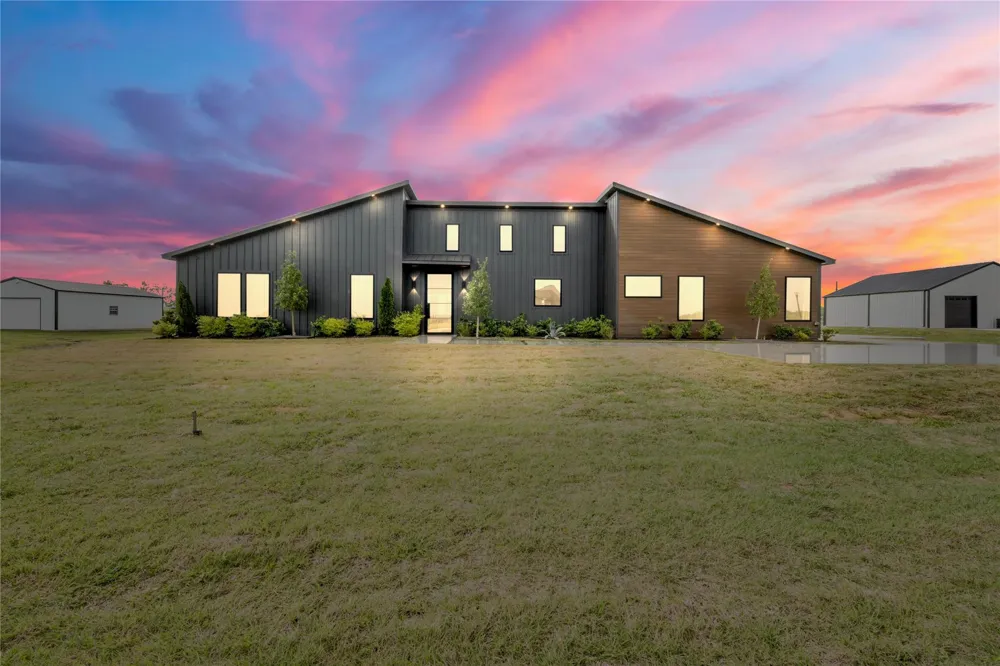 5119 Sophie Slanksy Way Sealy, TX 77474