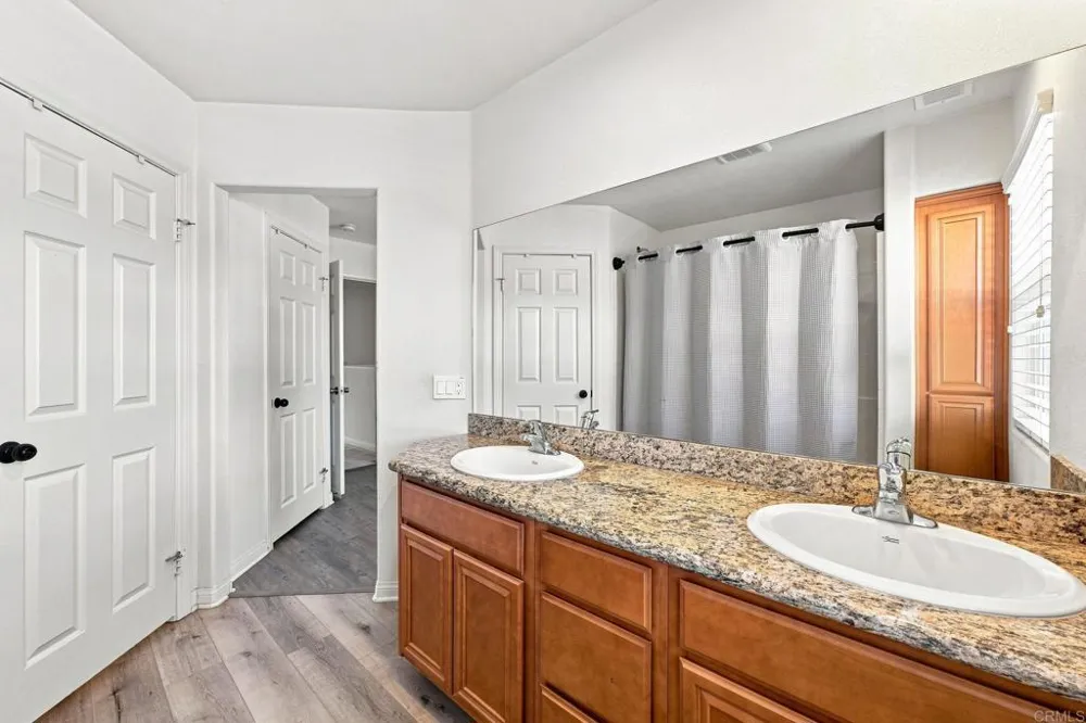 252 Vermont Court El Cajon, CA 92020