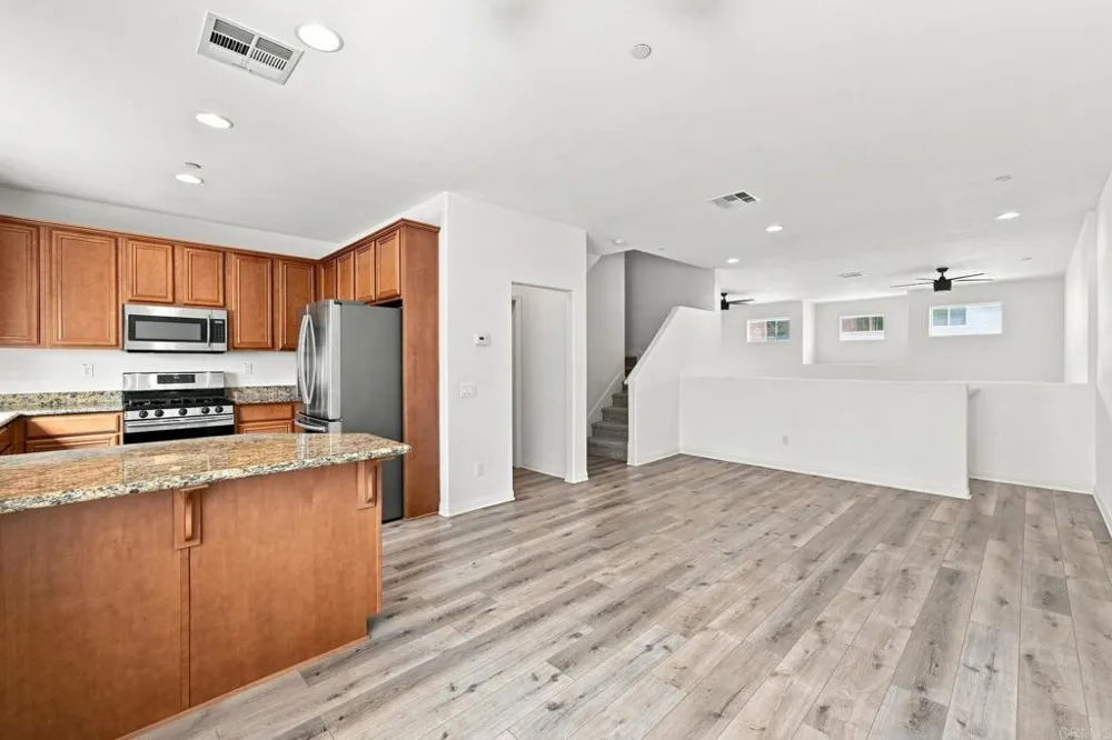 252 Vermont Court El Cajon, CA 92020