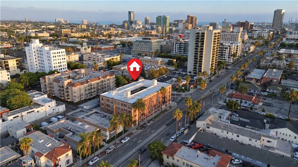 800 Pacific Ave #407 Long Beach, CA 90813