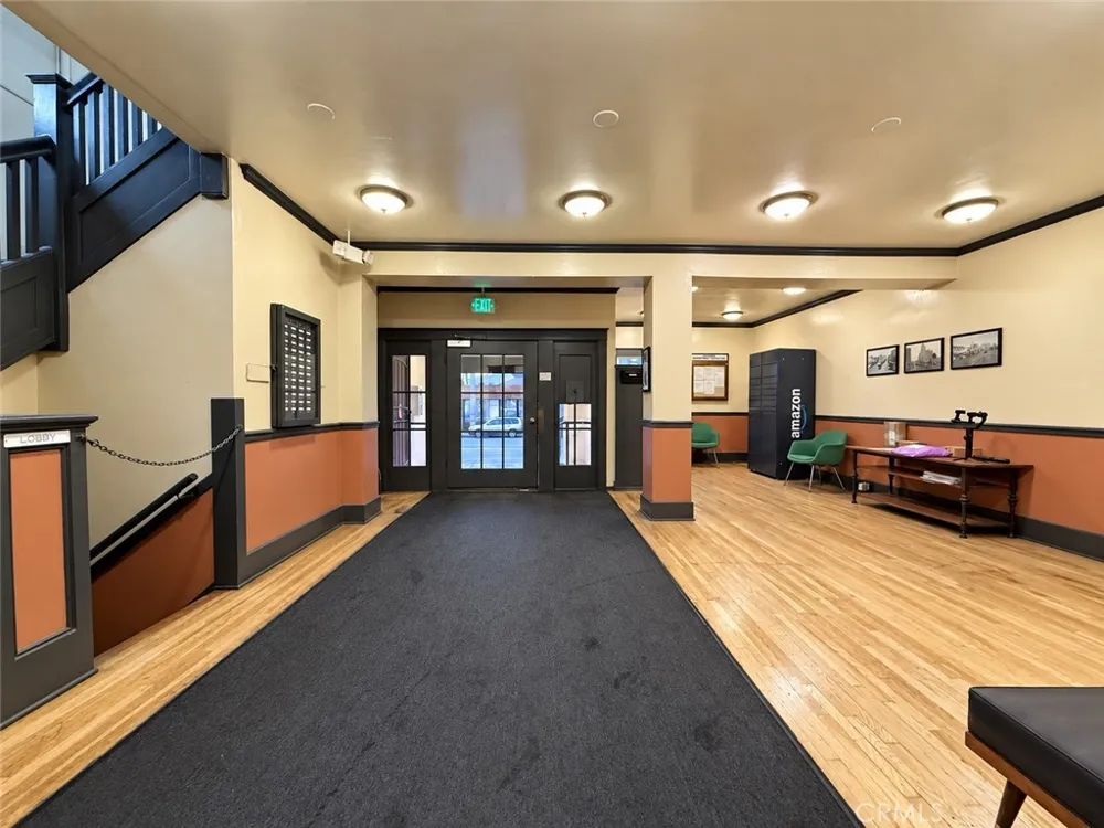 800 Pacific Ave #407 Long Beach, CA 90813