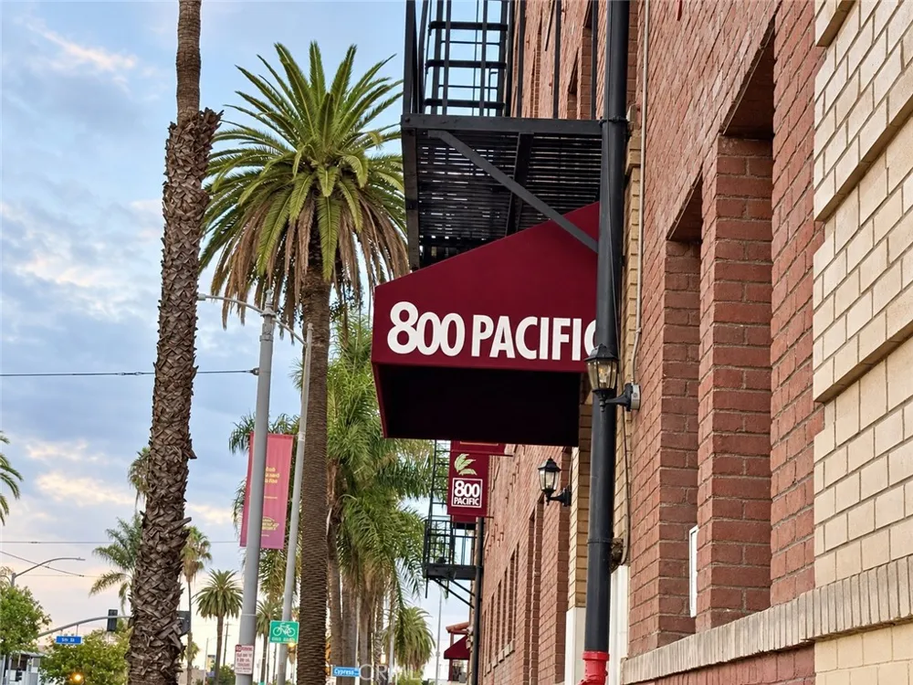 800 Pacific Ave #407 Long Beach, CA 90813