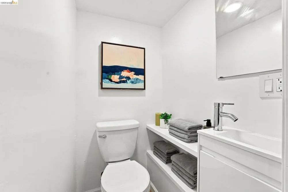 518 36Th St Richmond, CA 94805