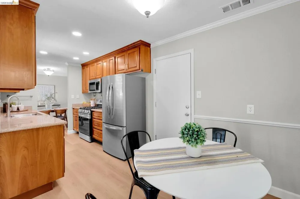 1585 Violet Pleasant Hill, CA 94523