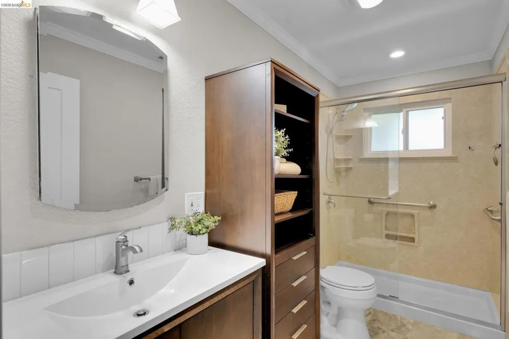 1585 Violet Pleasant Hill, CA 94523