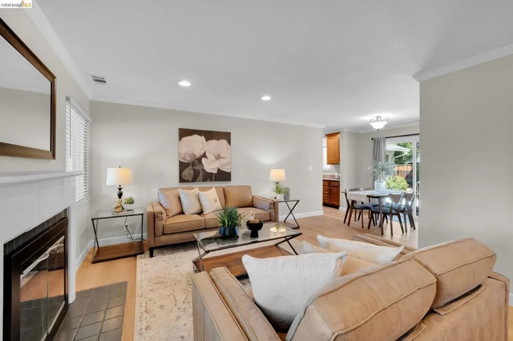 1585 Violet Pleasant Hill, CA 94523