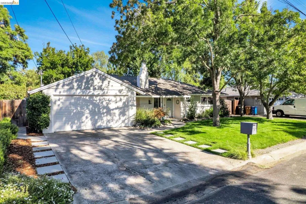 1585 Violet Pleasant Hill, CA 94523