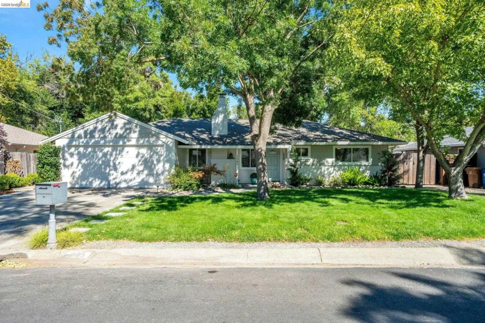 1585 Violet Pleasant Hill, CA 94523