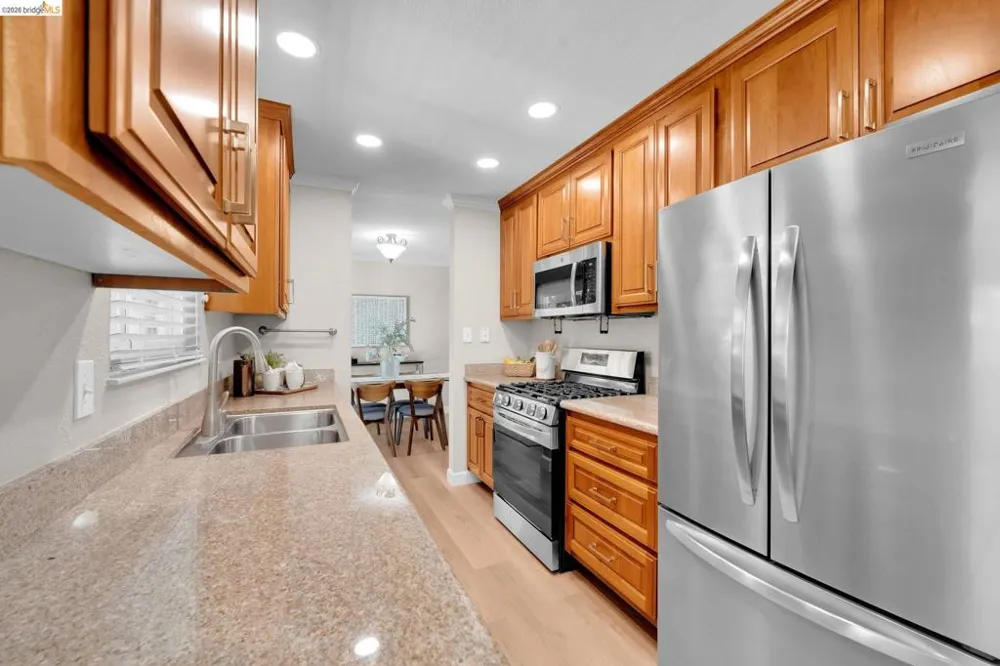 1585 Violet Pleasant Hill, CA 94523