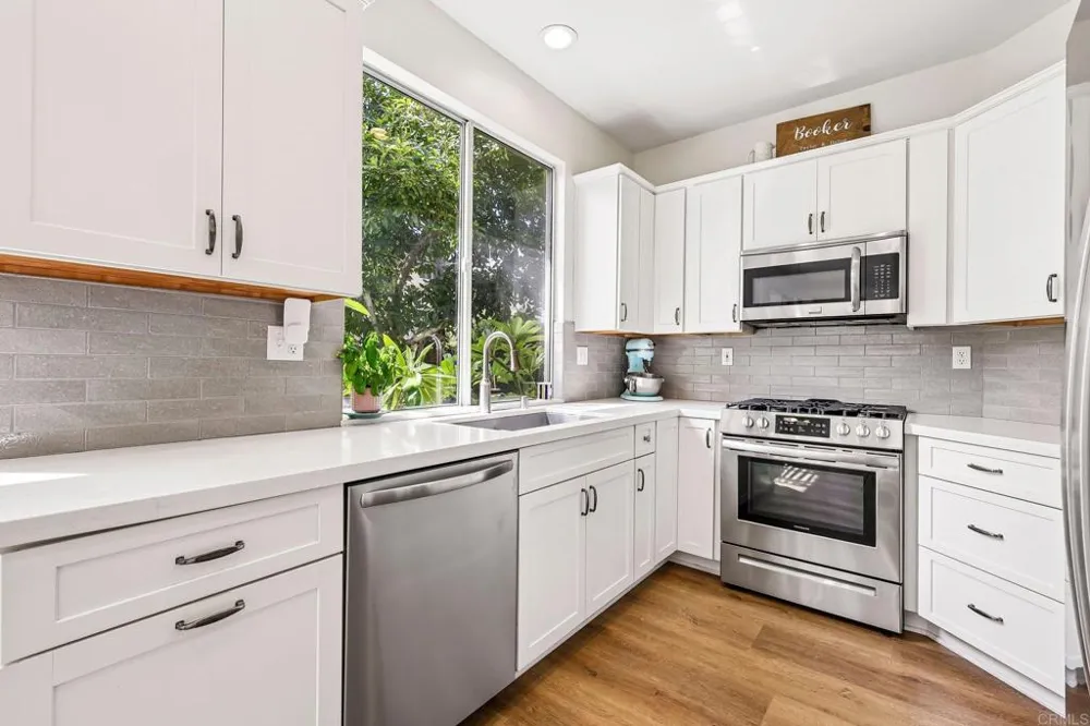 4059 Ivey Vista Way Oceanside, CA 92057
