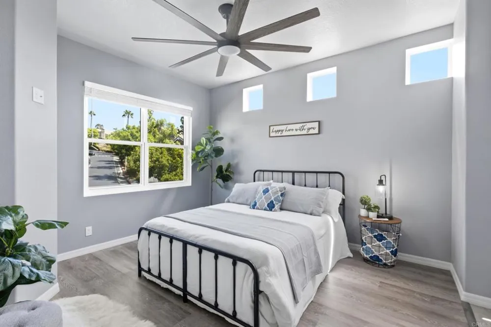 28362 Pueblo Drive Lake Forest, CA 92679