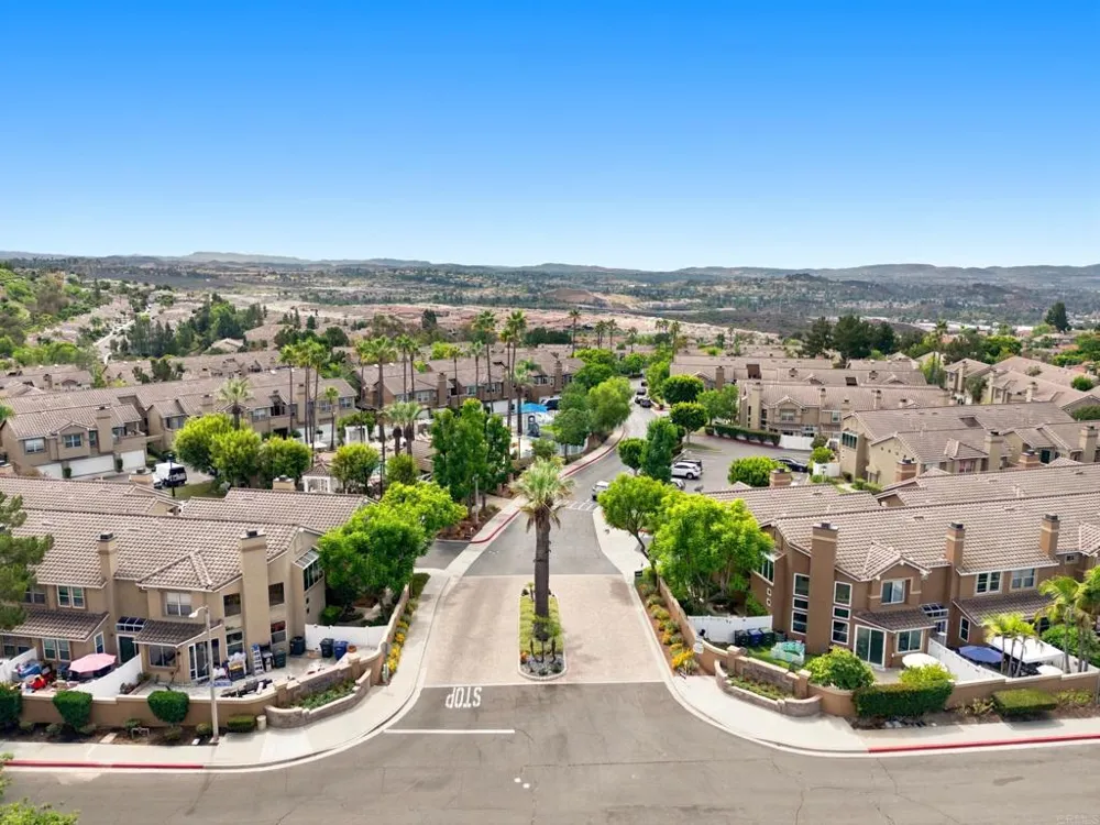 28362 Pueblo Drive Lake Forest, CA 92679