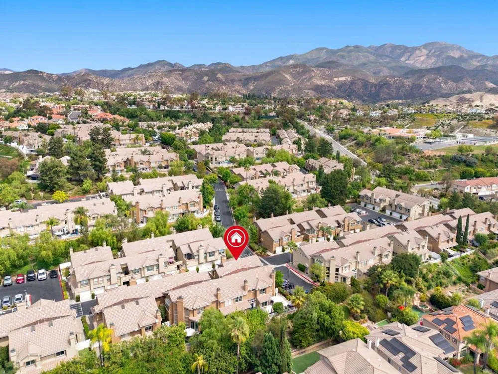 28362 Pueblo Drive Lake Forest, CA 92679