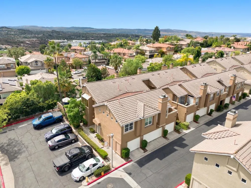 28362 Pueblo Drive Lake Forest, CA 92679